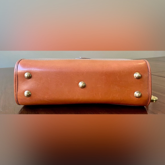 Vintage Dooney & Bourke USA All Weather Leather Crossbody and Coin Purse - Picture 5 of 16